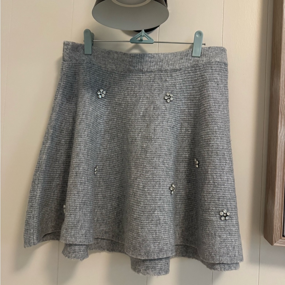 Chic Gray Skater Skirt with Floral Details